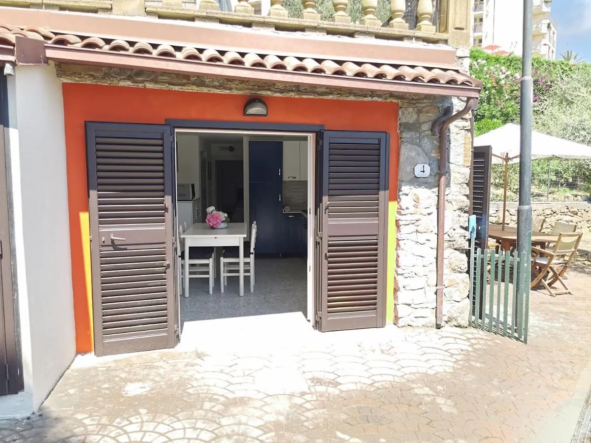 Bed and Breakfast Il Viaggio Diano Marina