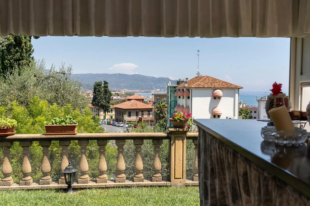 Bed and Breakfast Il Viaggio Diano Marina 3*,