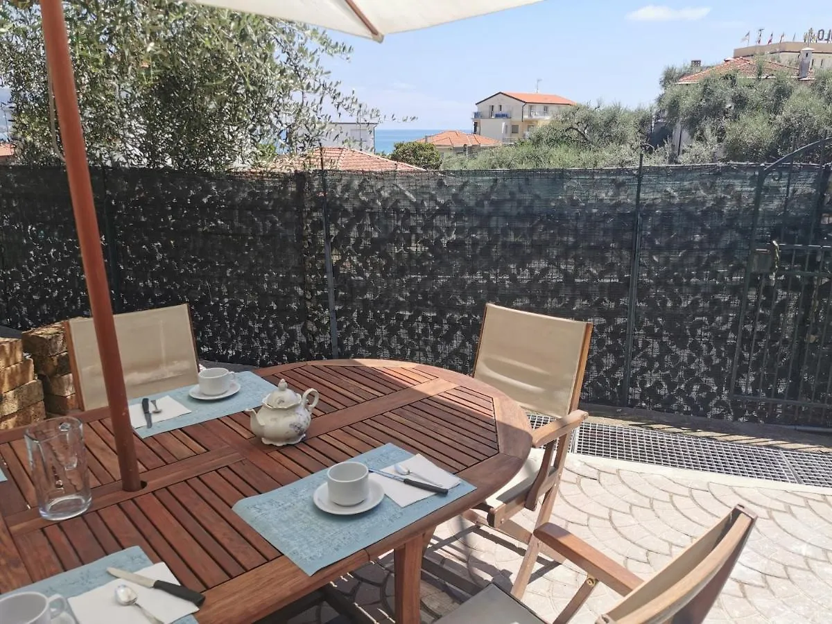 ***  Il Viaggio Bed & Breakfast Diano Marina Italy
